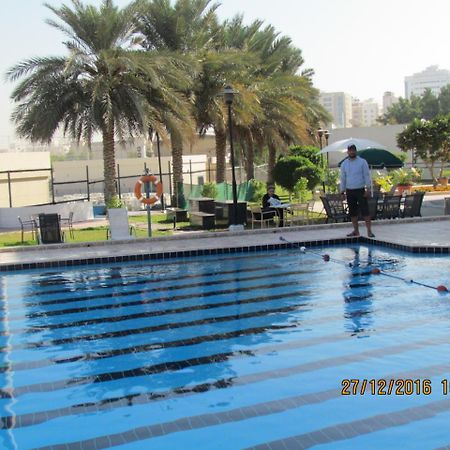 Dubai Youth Hostel Exterior foto